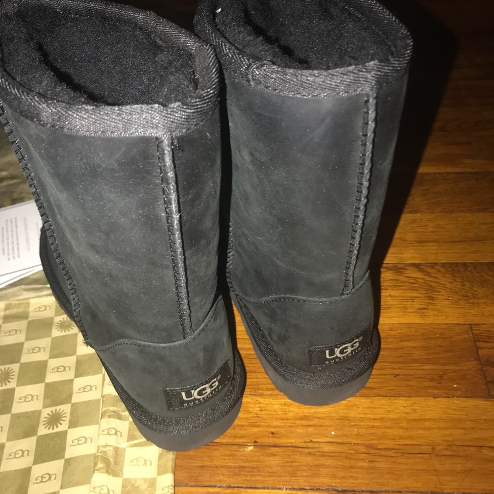 WATERPROOF UGGS - Picture 3 of 3